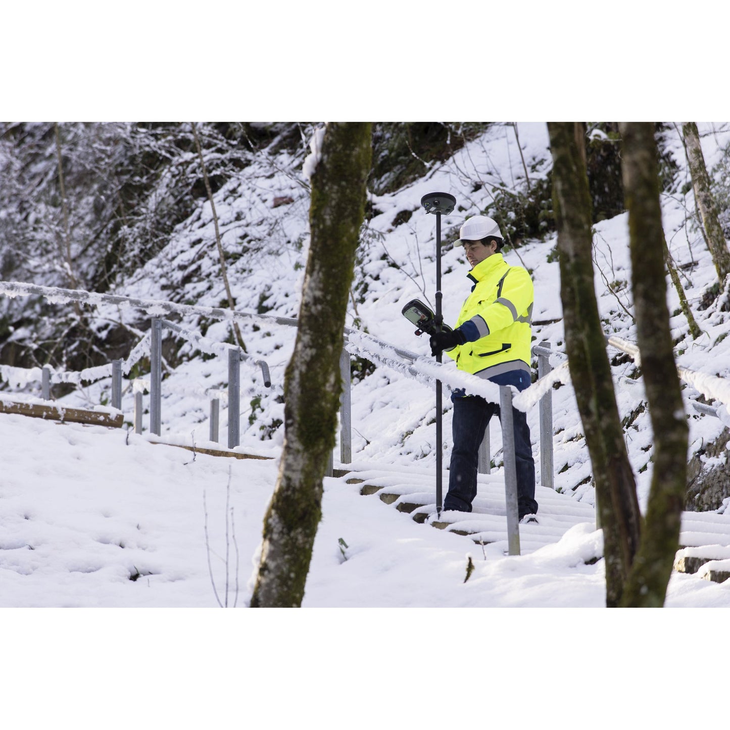 Leica Viva GS16 - Self-Learning GNSS Smart Antenna